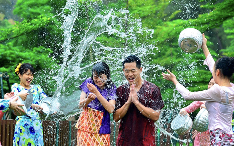 Myanmar Festivals